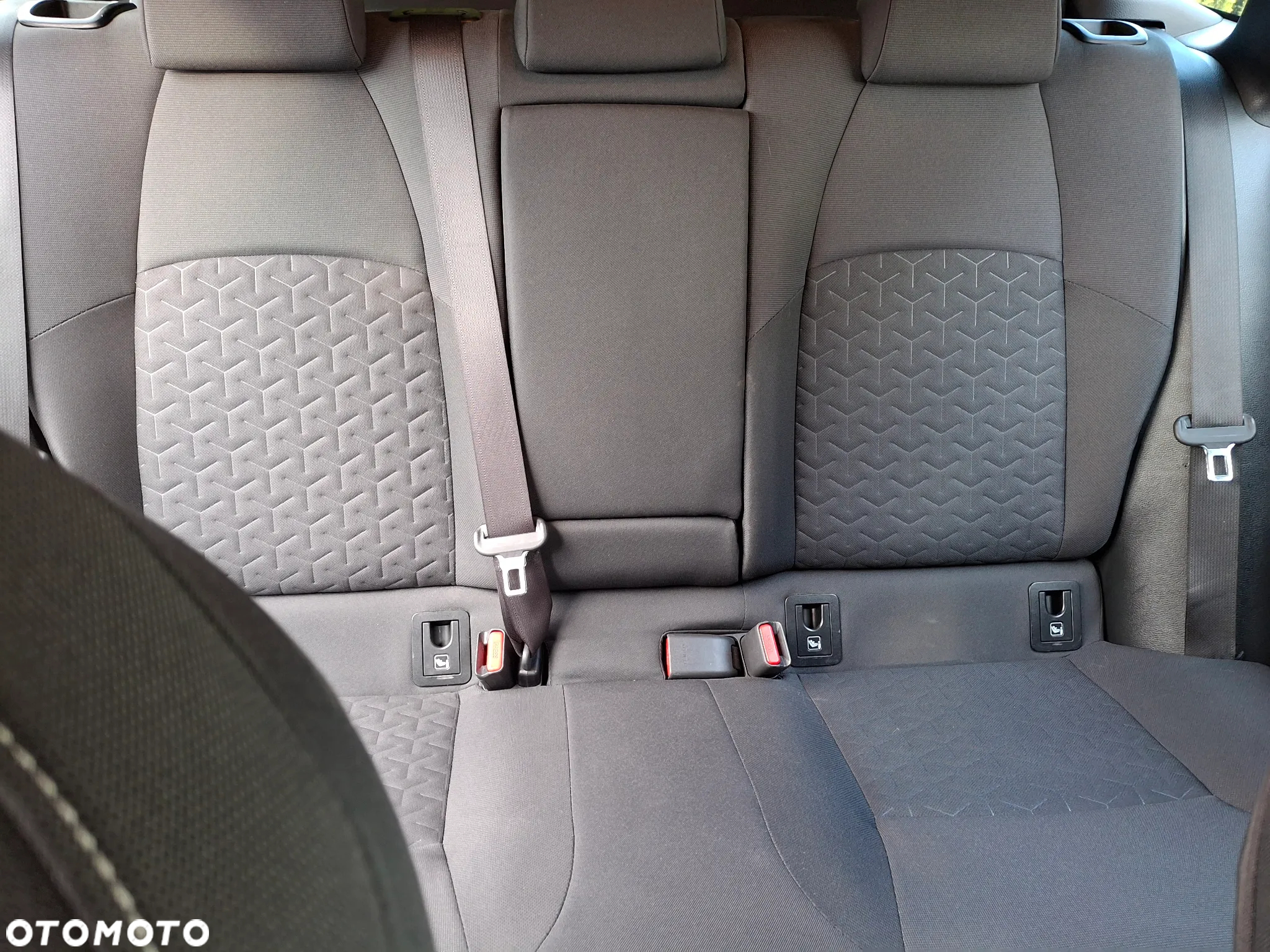 Toyota Corolla - 19