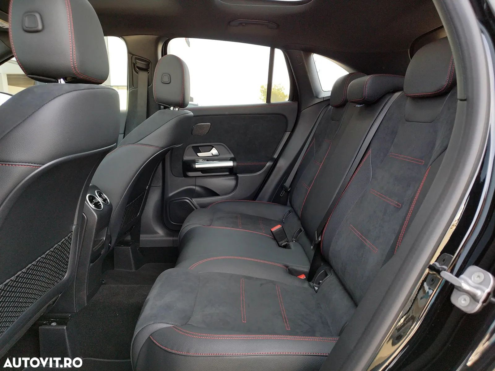 Mercedes-Benz GLA - 15