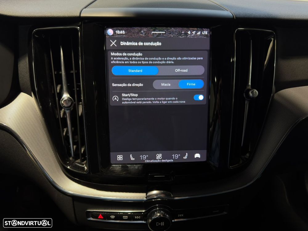 Volvo XC 60 2.0 B4 R-Design - 25