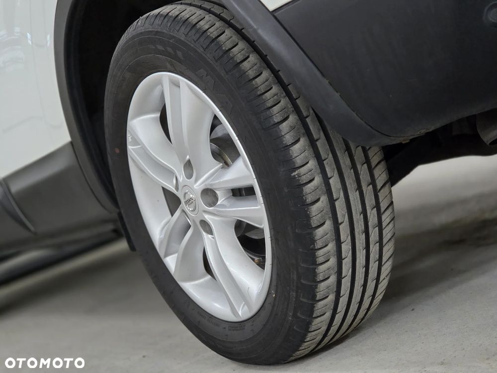 Nissan Qashqai 1.5 dCi DPF acenta - 32