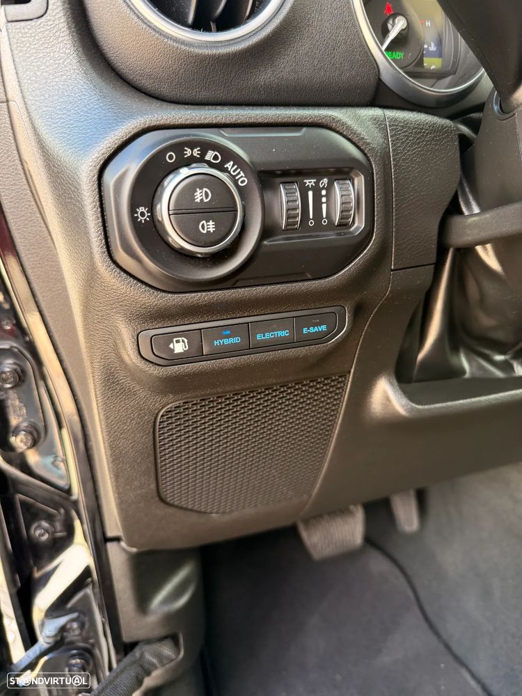 Jeep Wrangler Unlimited 2.0 TG 4xe Sahara - 11