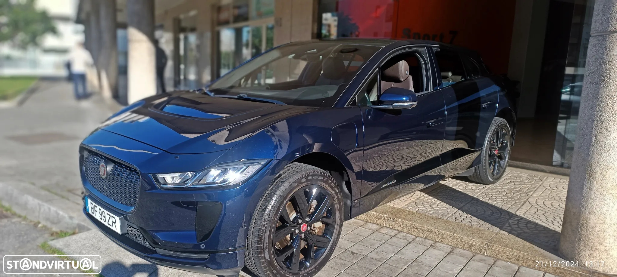Jaguar I-Pace EV320 AWD SE - 4