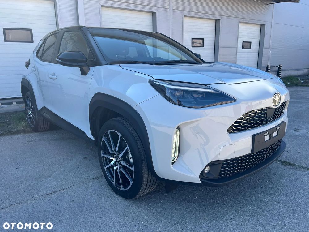 Toyota Yaris Cross 1.5 VVT-i GR Sport - 1