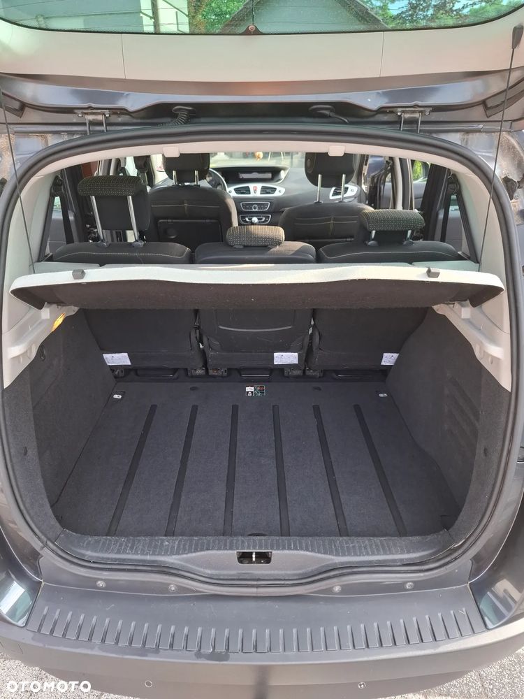 Renault Scenic - 5