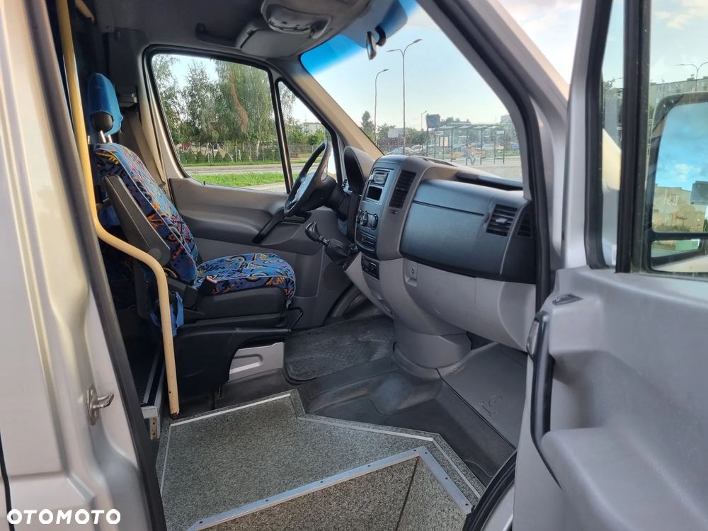 Mercedes-Benz Sprinter 518/519, podwójne szyby ,21 miejsc 3,0 CDI V6 - 9