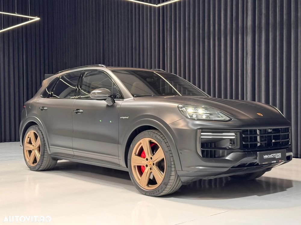 Porsche Cayenne - 2