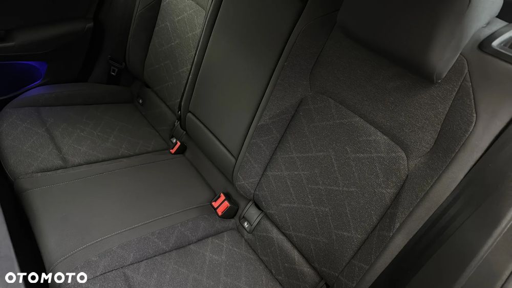 Volkswagen Golf 2.0 TDI Life - 31