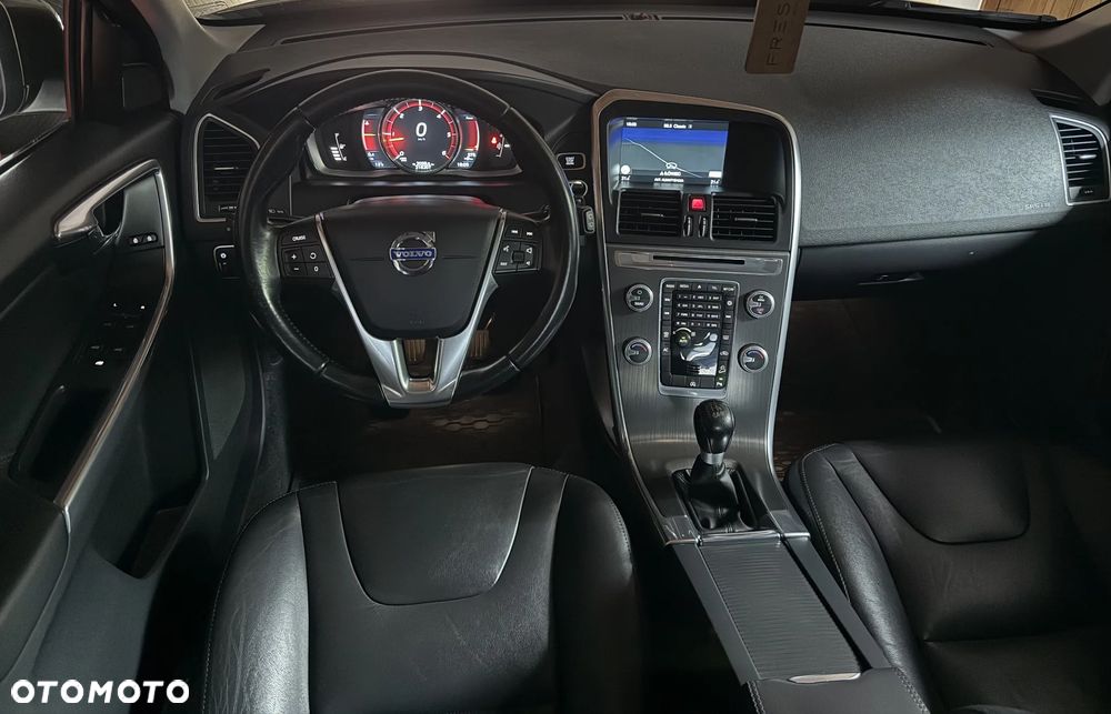 Volvo XC 60 D4 AWD Summum - 30