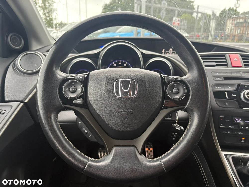 Honda Civic 1.4 Sport - 12