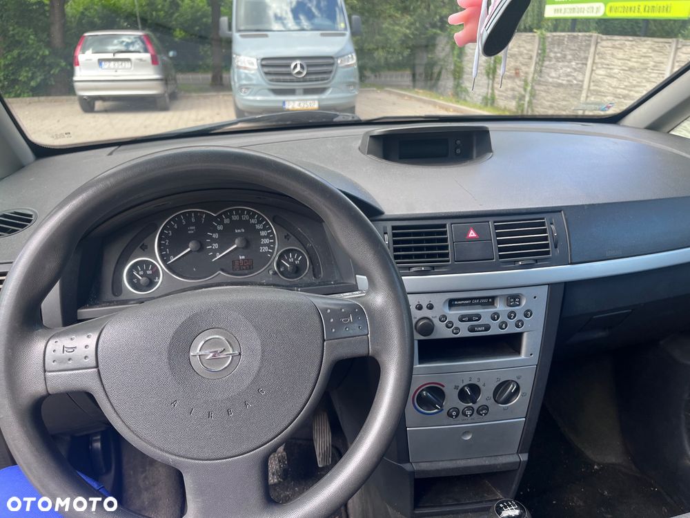 Opel Meriva - 8