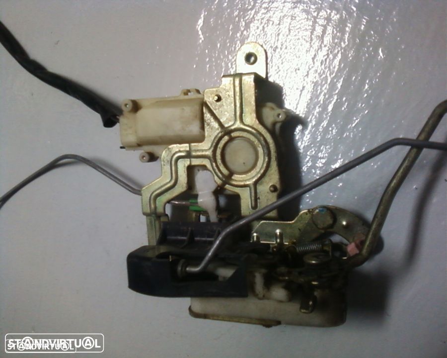 fechos portas mazda b2500 - 1