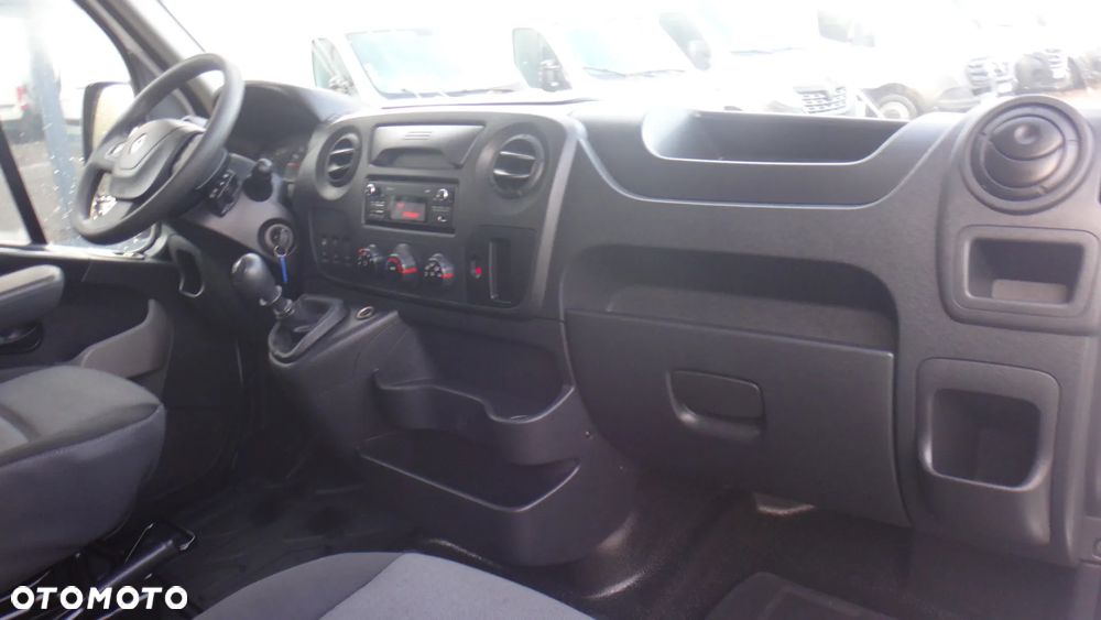 Renault Master - 13