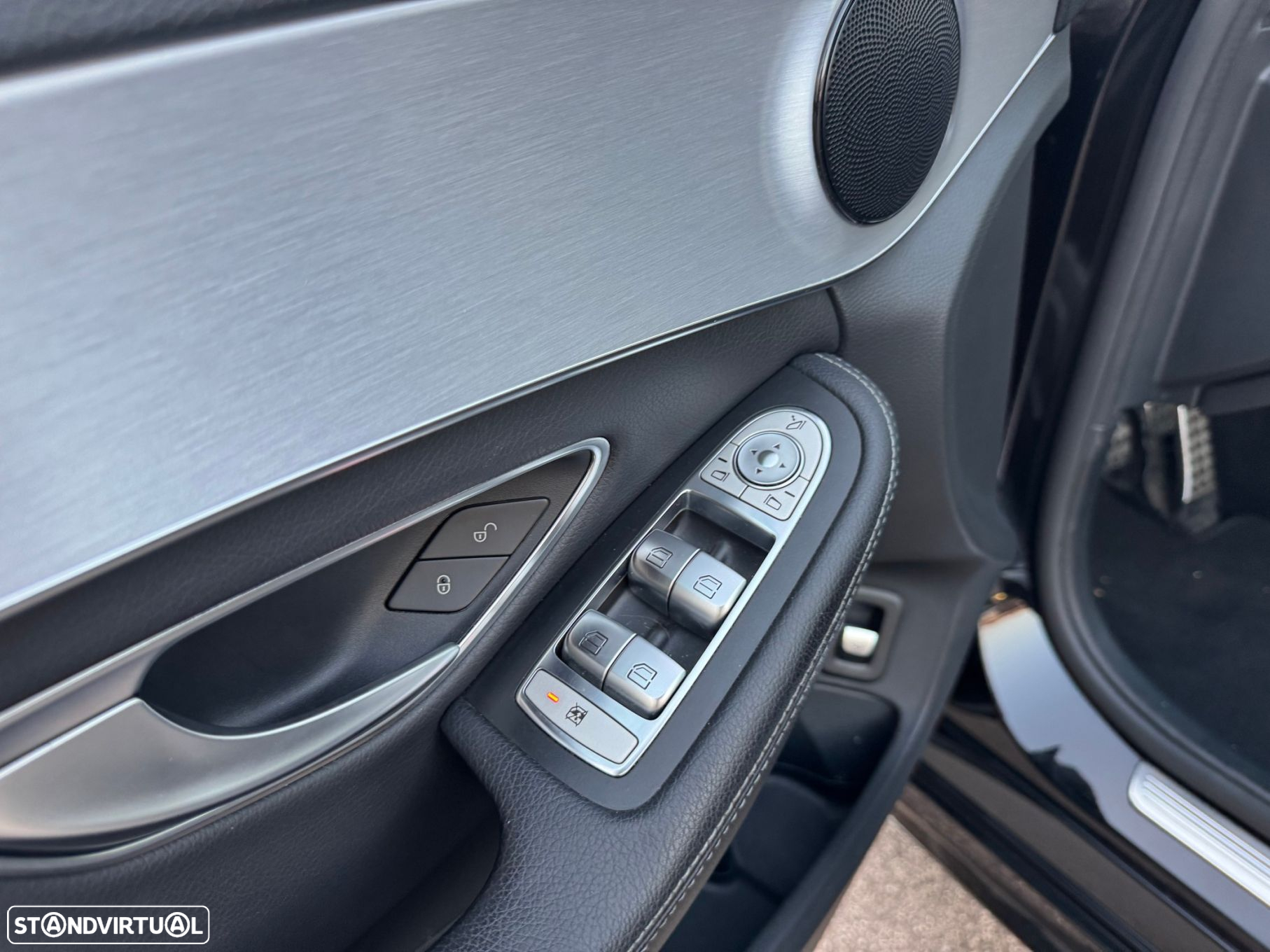 Mercedes-Benz C 180 d AMG Line - 26