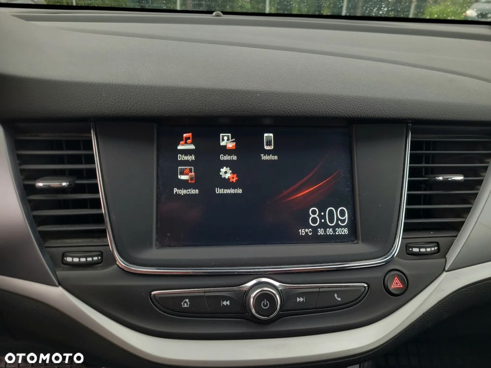 Opel Astra 1.4 T Enjoy - 10