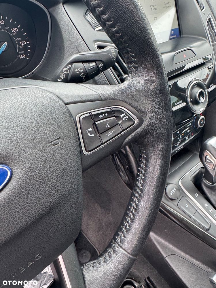 Ford Focus - 33