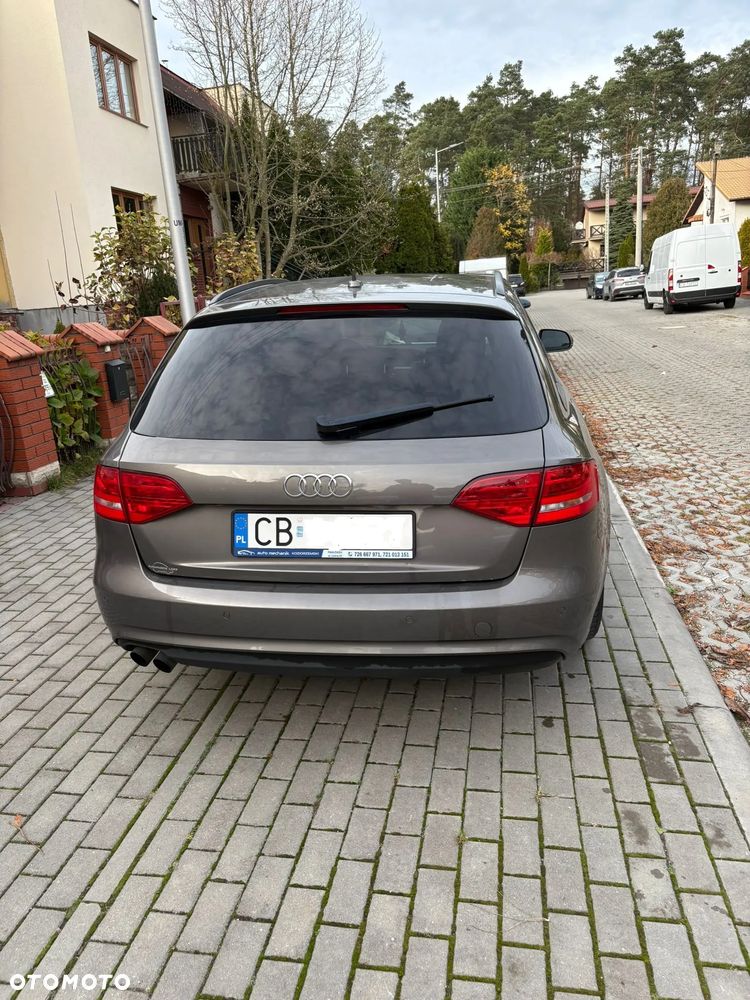 Audi A4 Avant - 6
