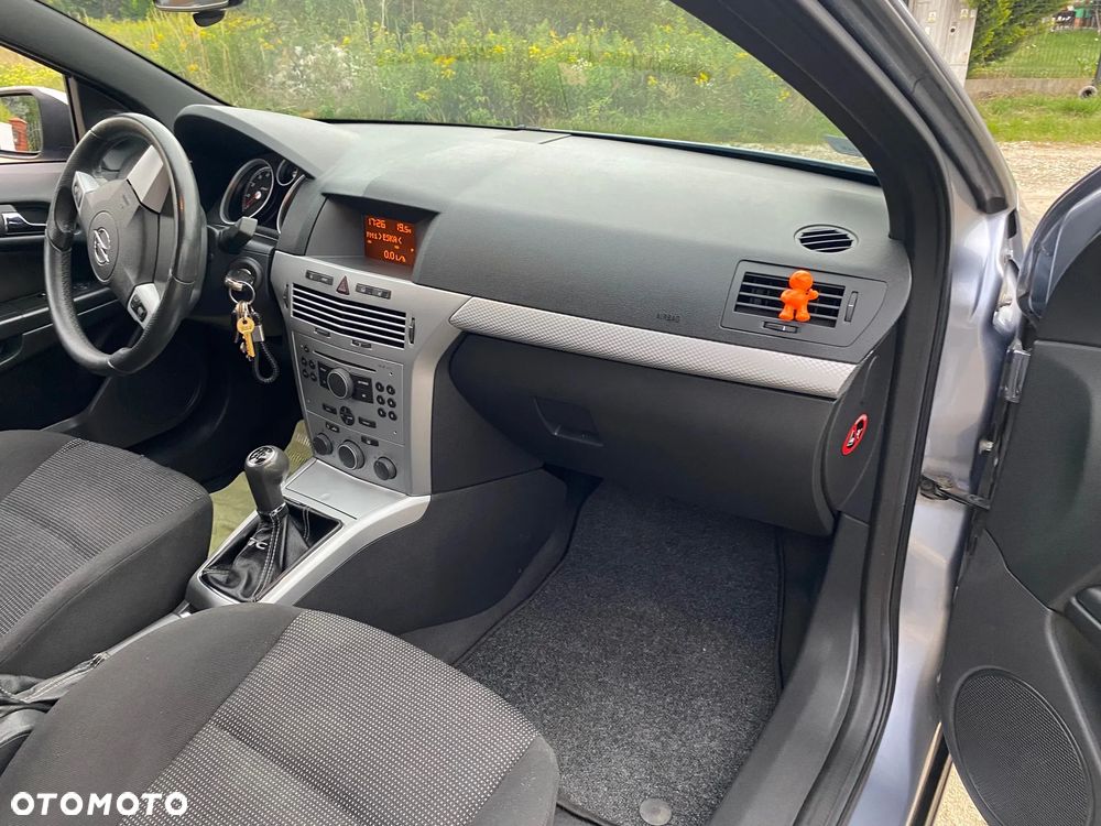 Opel Astra 1.6 Cosmo - 8