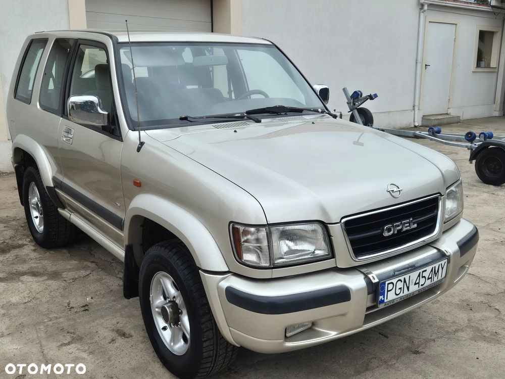 Opel Monterey - 1