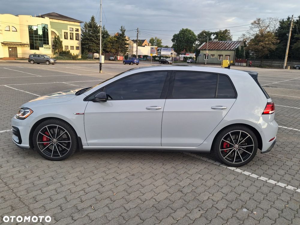 Volkswagen Golf 2021 photo 3