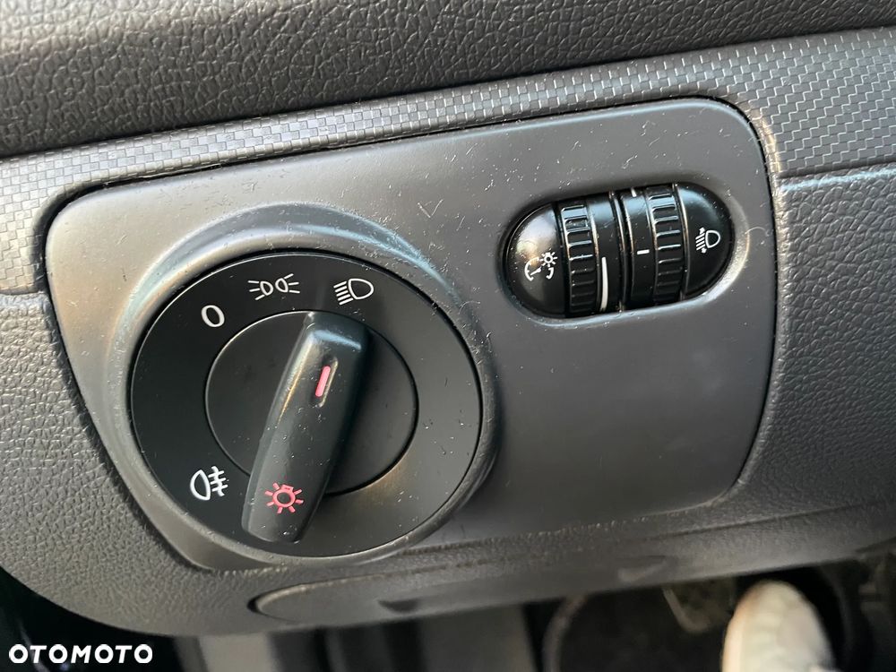 Volkswagen Golf ver-v-1-4-entry - 34