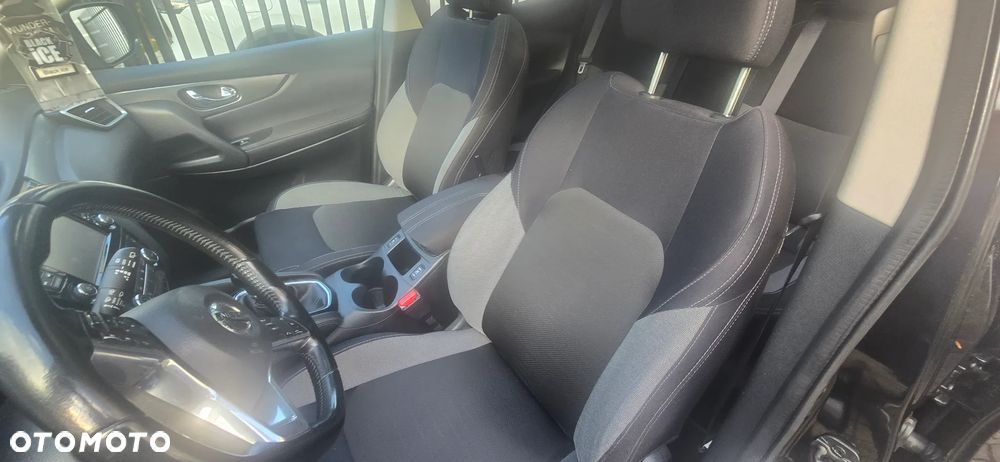 Nissan Qashqai - 13