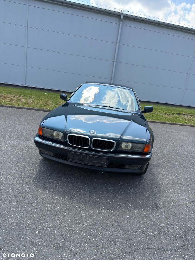 BMW Seria 7 - 1