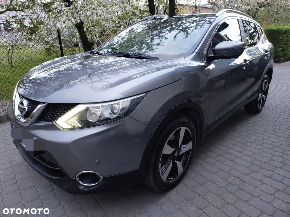 Nissan Qashqai 1.6 DIG-T Tekna - 1