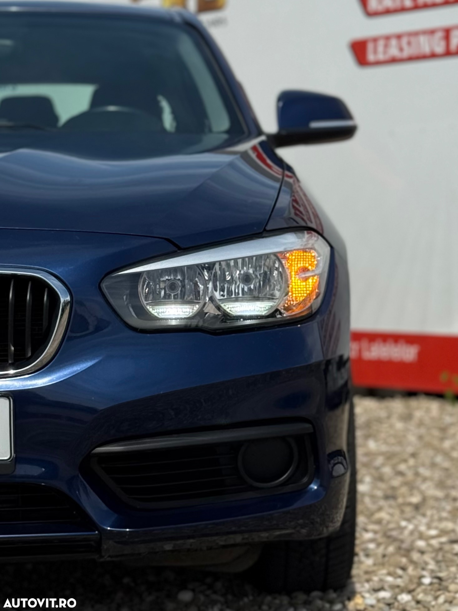 BMW Seria 1 - 32