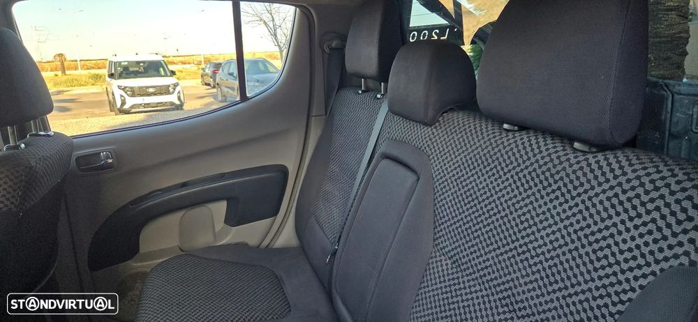 Mitsubishi L200 Pick Up 4x4 Intense Cabine Dupla - 26