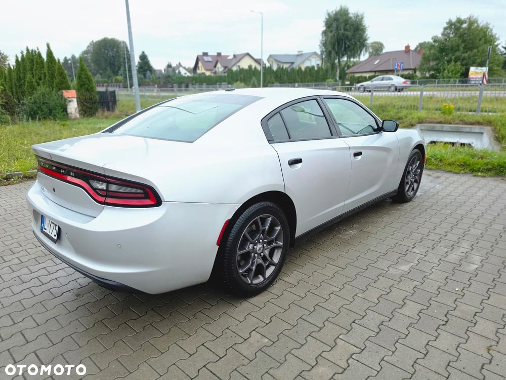 Dodge Charger - 12