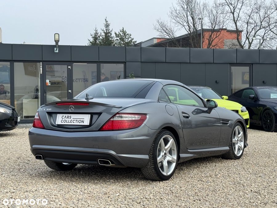 Mercedes-Benz SLK 300 9G-TRONIC - 4
