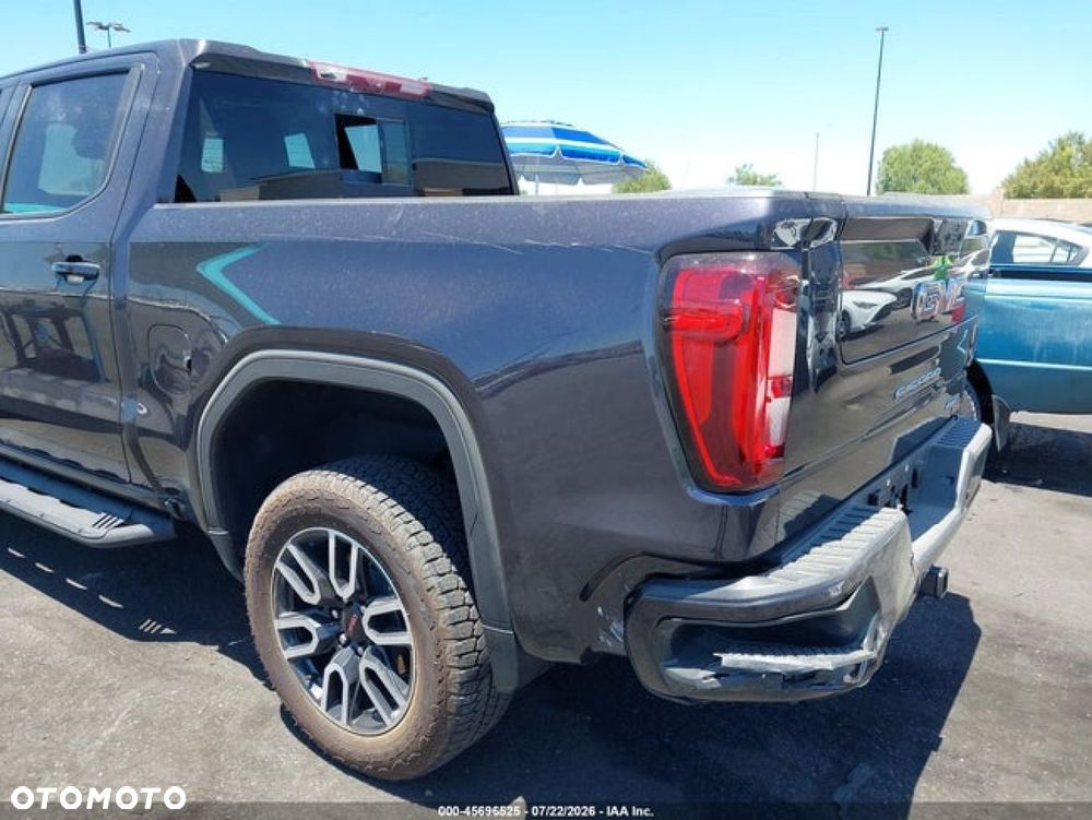 GMC Sierra - 3