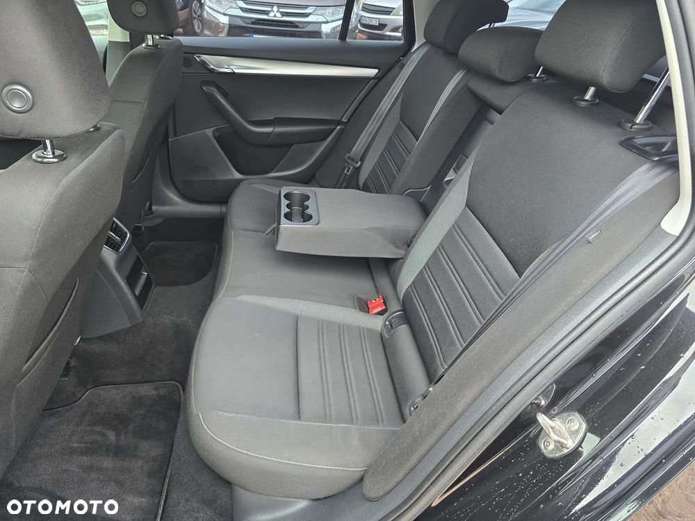 Skoda Octavia 1.6 TDI Ambition - 12