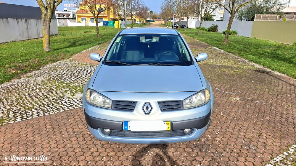Renault Mégane 1.5 dCi Confort - 9