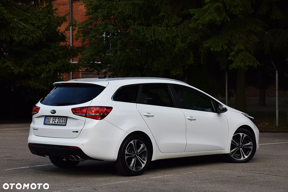 Kia Ceed 1.6 CRDi 136 DCT ISG GT Line - 21