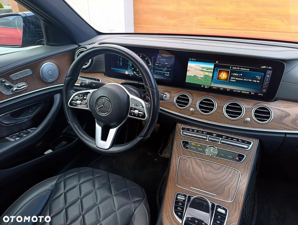 Mercedes-Benz Klasa E - 22