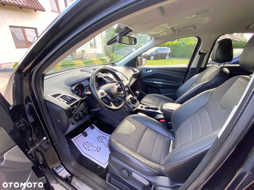 Ford Kuga 2.0 TDCi 4x4 Titanium - 27