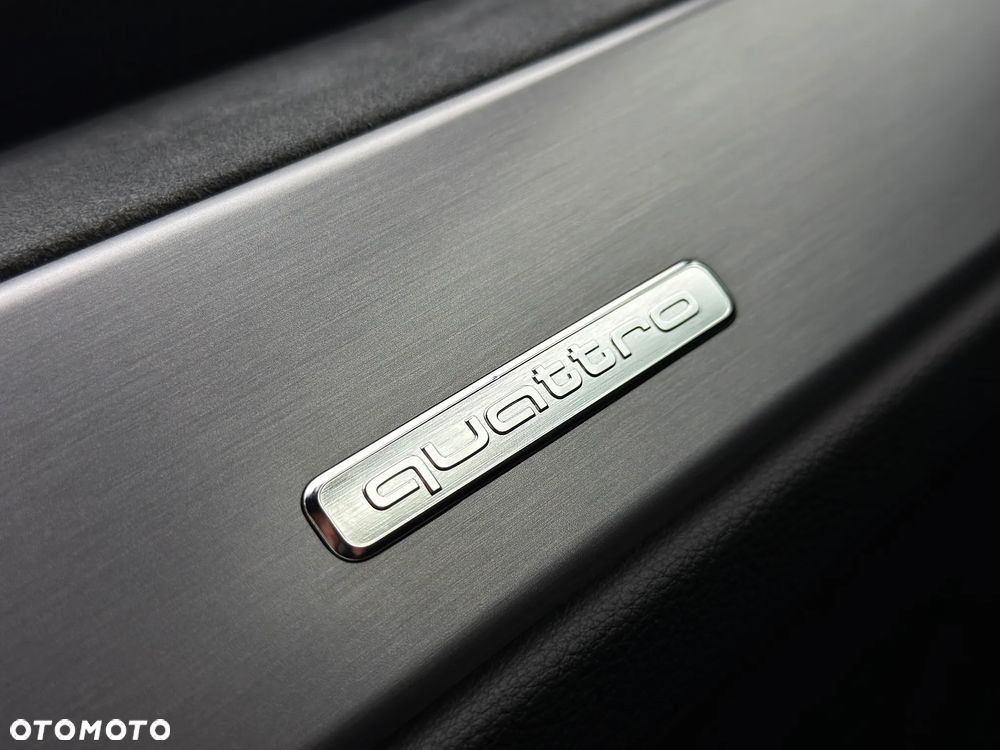 Audi Q3 40 TDI Quattro S Line S tronic - 22
