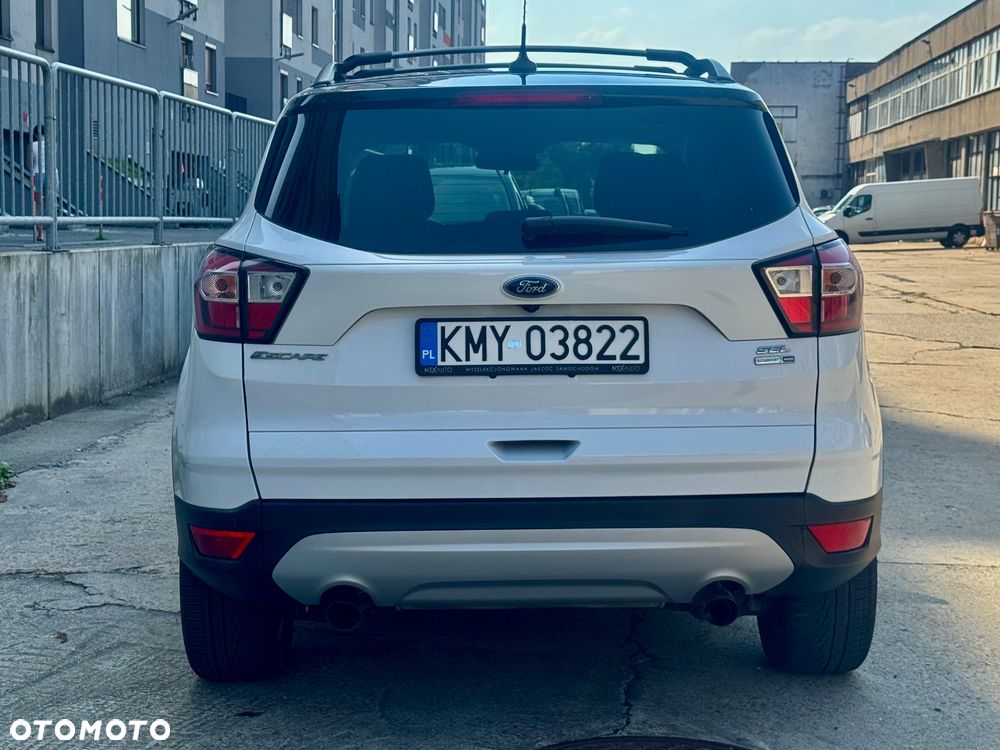 Ford Kuga 1.5 EcoBoost 4x4 Black & Silver - 5