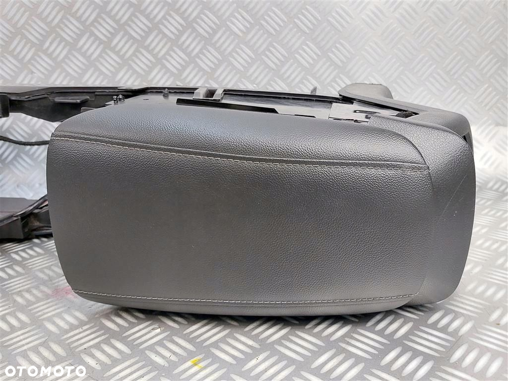 Tunel środkowy podłokietnik Ford Mondeo Mk5 ES73-F043B04-A - 12