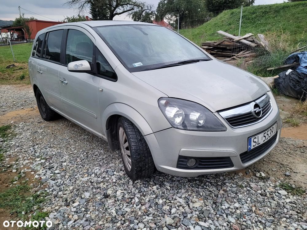 Opel Zafira 2006 photo 2