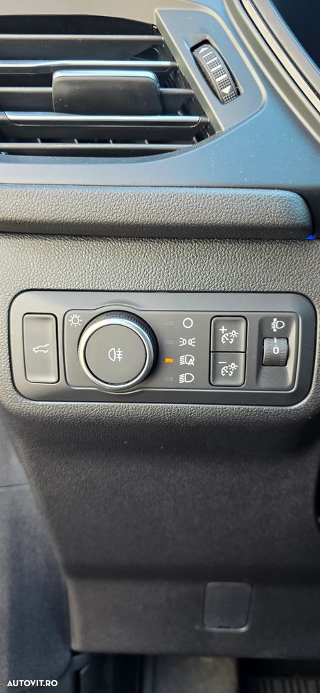 Ford Kuga - 14