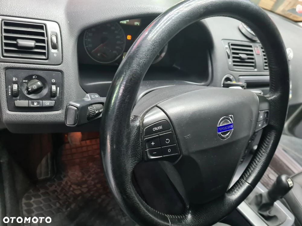 Volvo S40 2.0D Sport - 24