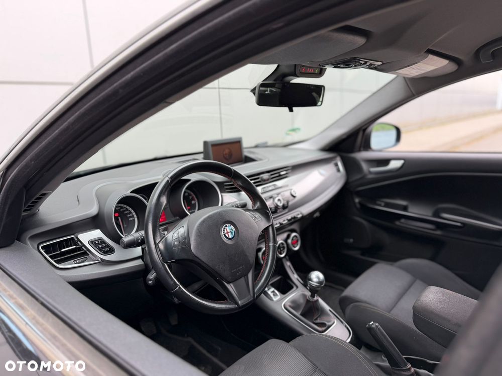 Alfa Romeo Giulietta 1.4 TB 16V Multiair - 10