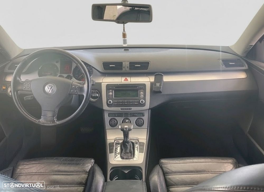 VW Passat Variant 2.0 TDi Highline DSG - 12