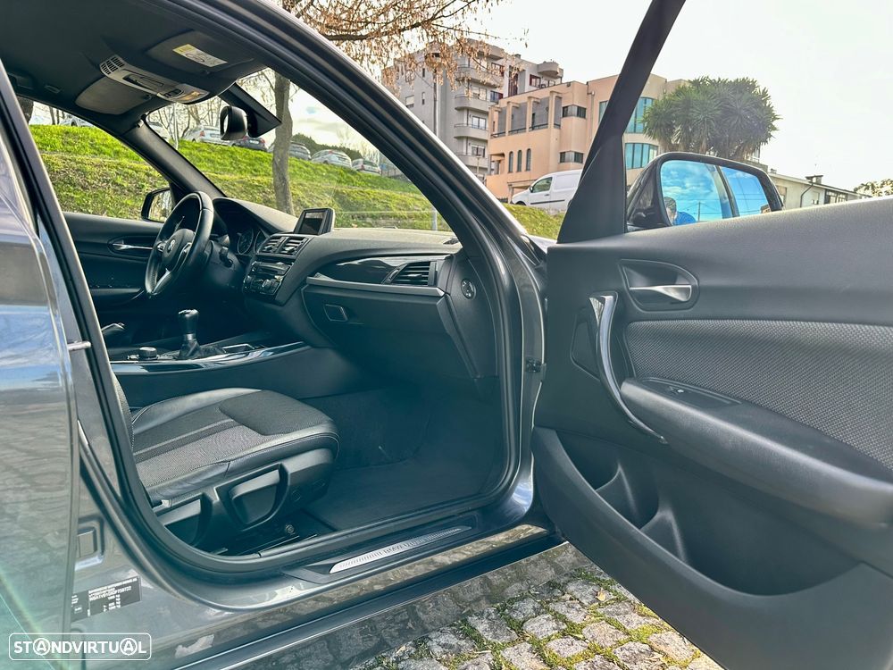 BMW 116 d Line Urban - 31