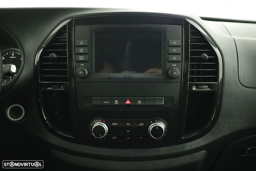 Mercedes-Benz Vito Tourer Longa Aut. SELECT - 8