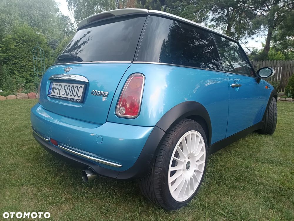MINI Cooper Standard - 5