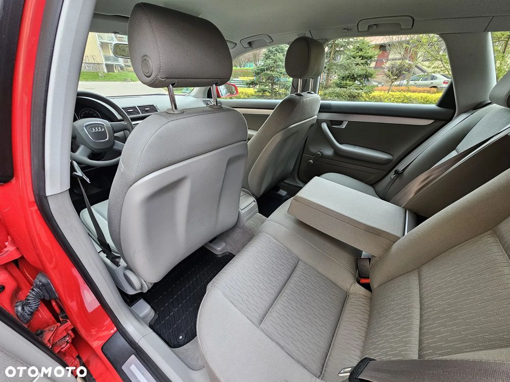 Audi A4 Avant 2.0 TDI - 15