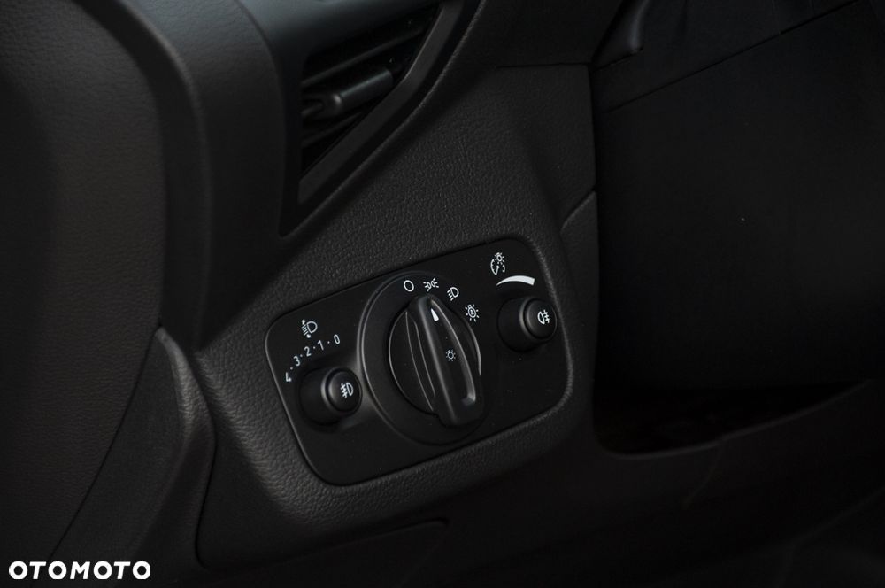 Ford Kuga 1.5 EcoBoost FWD ST-Line ASS - 36